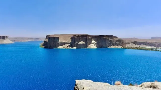 Band E Amir lake